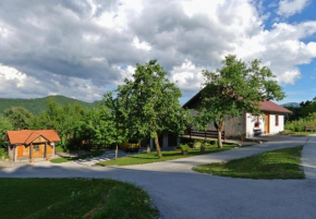 Lukčeva domačija